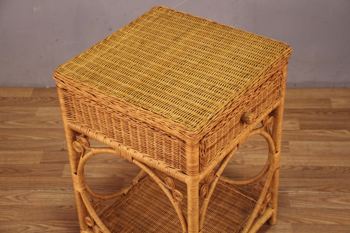 Curled Rattan 1-Drawer End Table