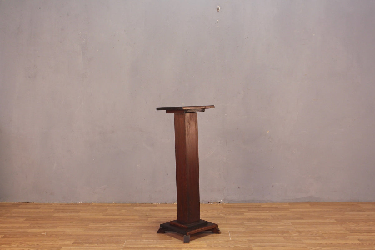 Classic Dark Wood Pedestal