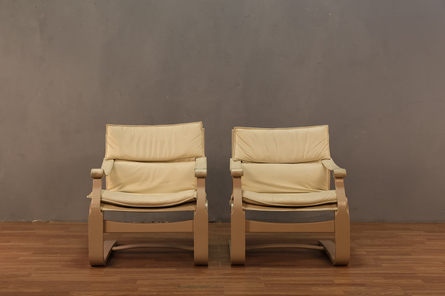 1970s Nelo Cream Leather Bentwood Lounge Chair - ONLINE ONLY