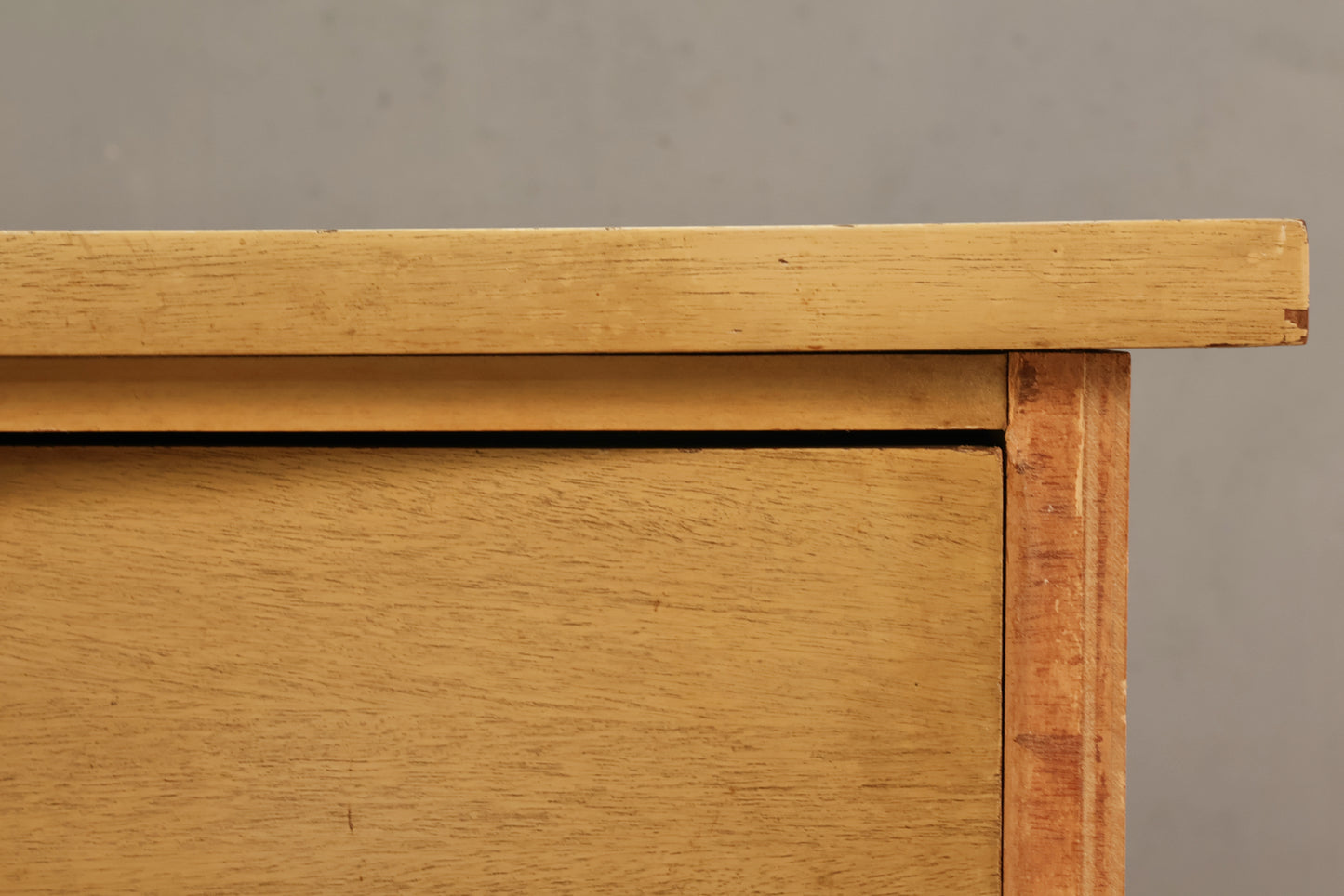 Mid Century Distressed Blonde 4-Drawer Dresser