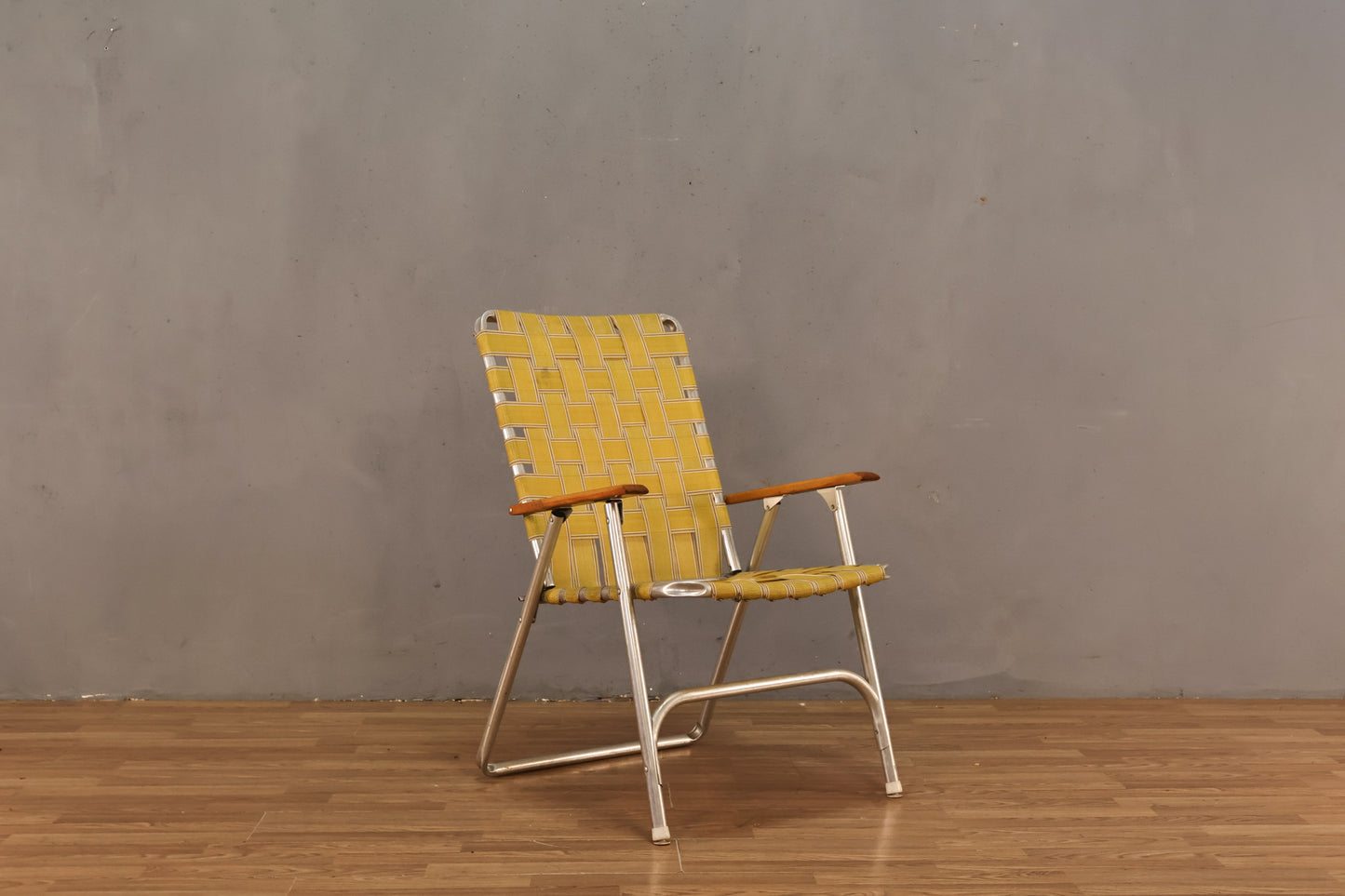 Yellow Strap Folding Lawn Chair