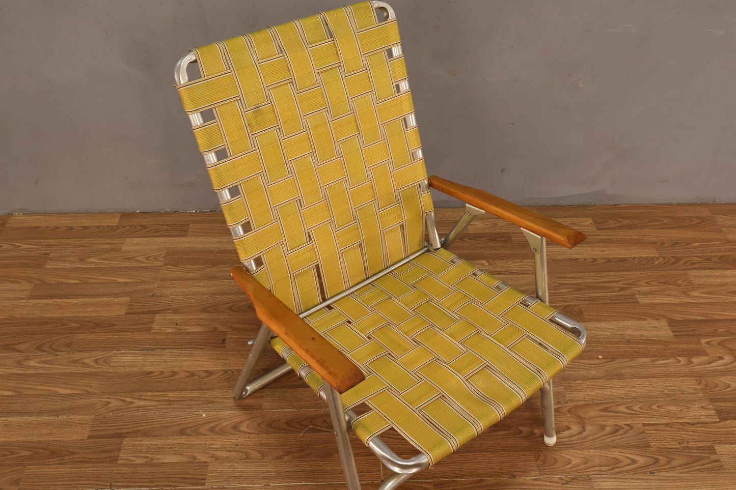 Yellow Strap Folding Lawn Chair