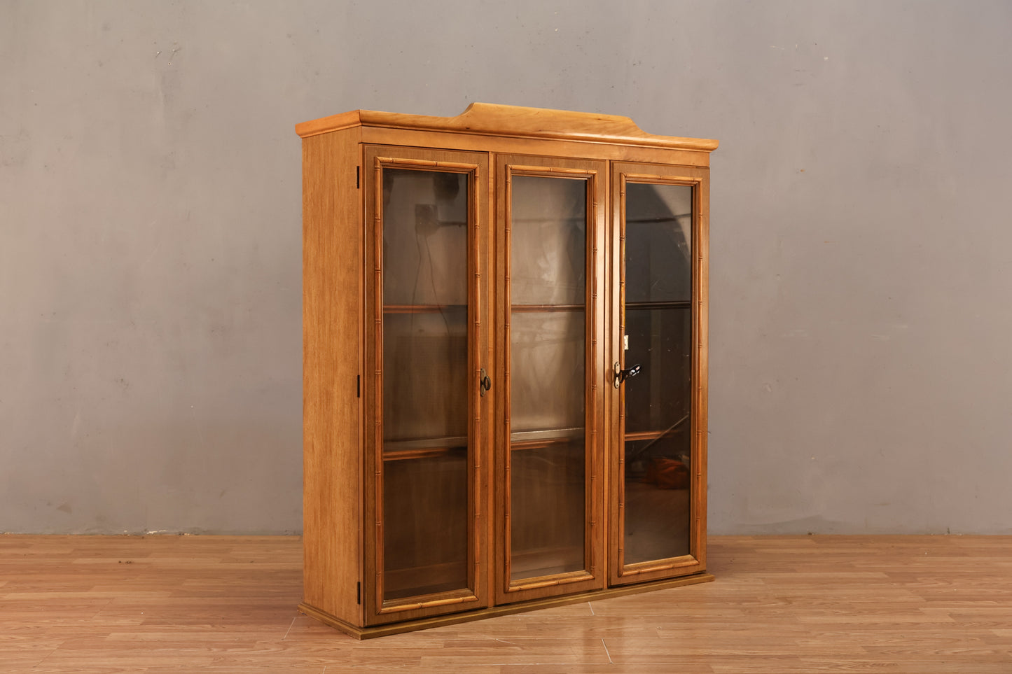 Broyhill Walnut & Glass Illuminated Bookcase