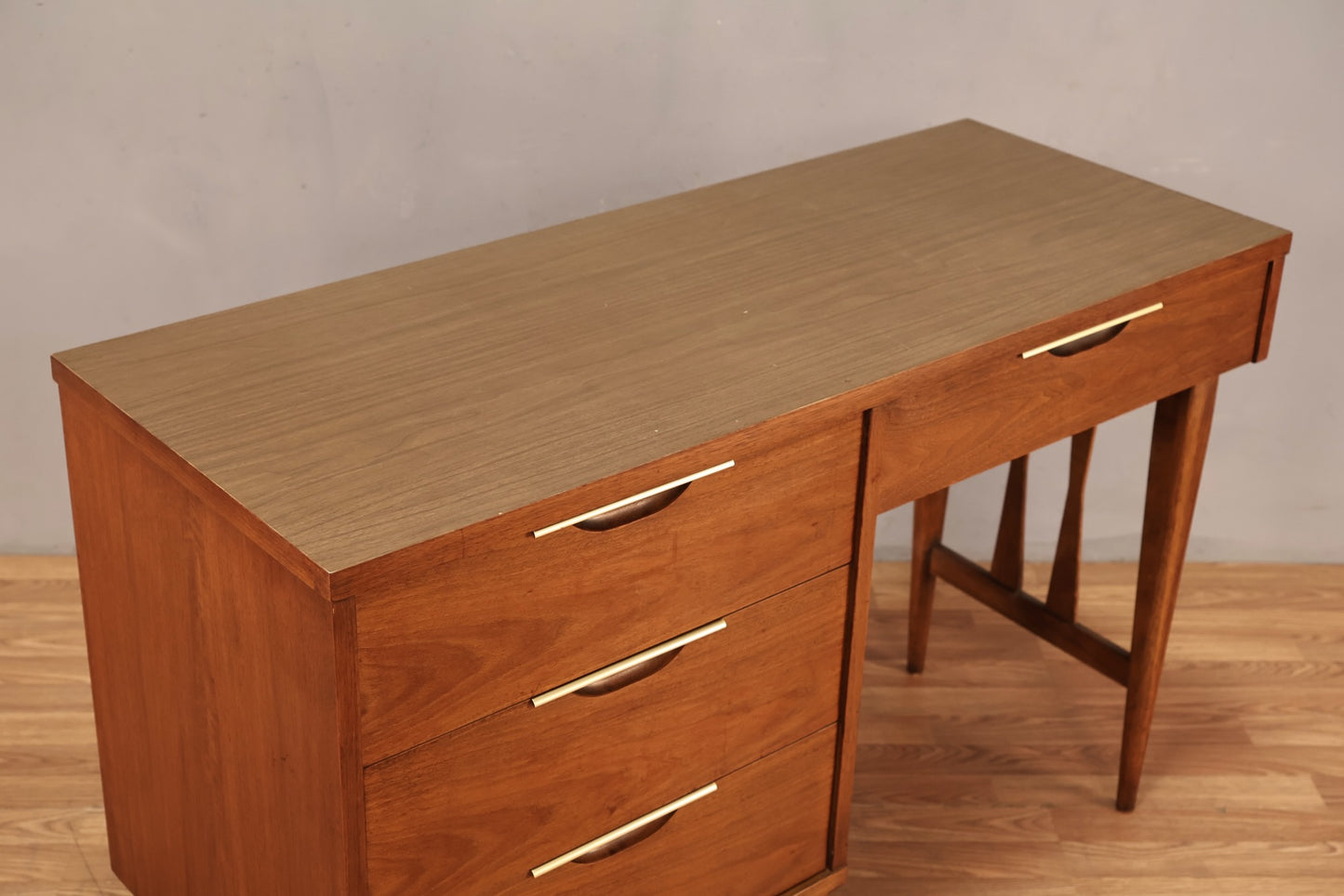 Kent Coffey "Tableau" 4-Drawer Desk