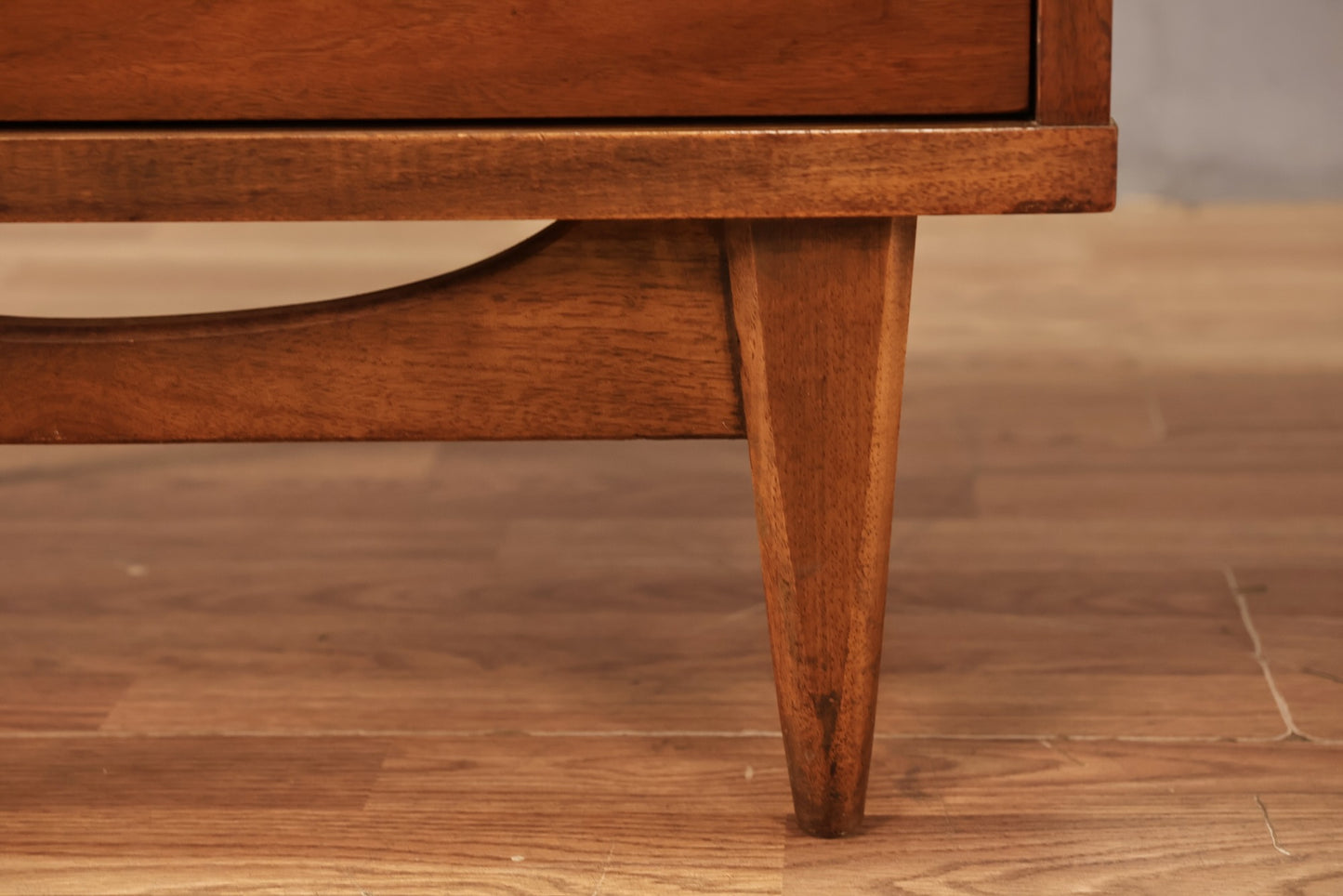 Kent Coffey "Tableau" 4-Drawer Desk