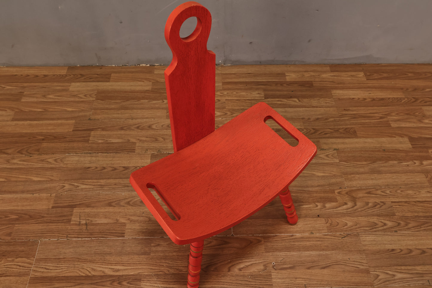 Stanley “Olé” Scarlet Birthing Stool
