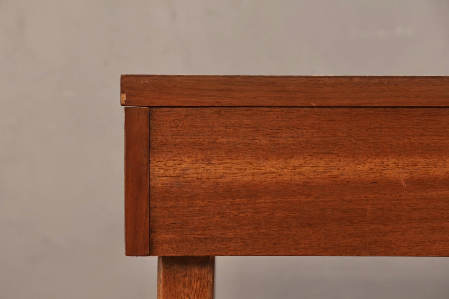 Kent Coffey "Tableau" 4-Drawer Desk