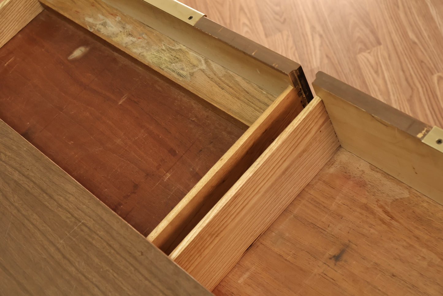 Kent Coffey "Tableau" 4-Drawer Desk
