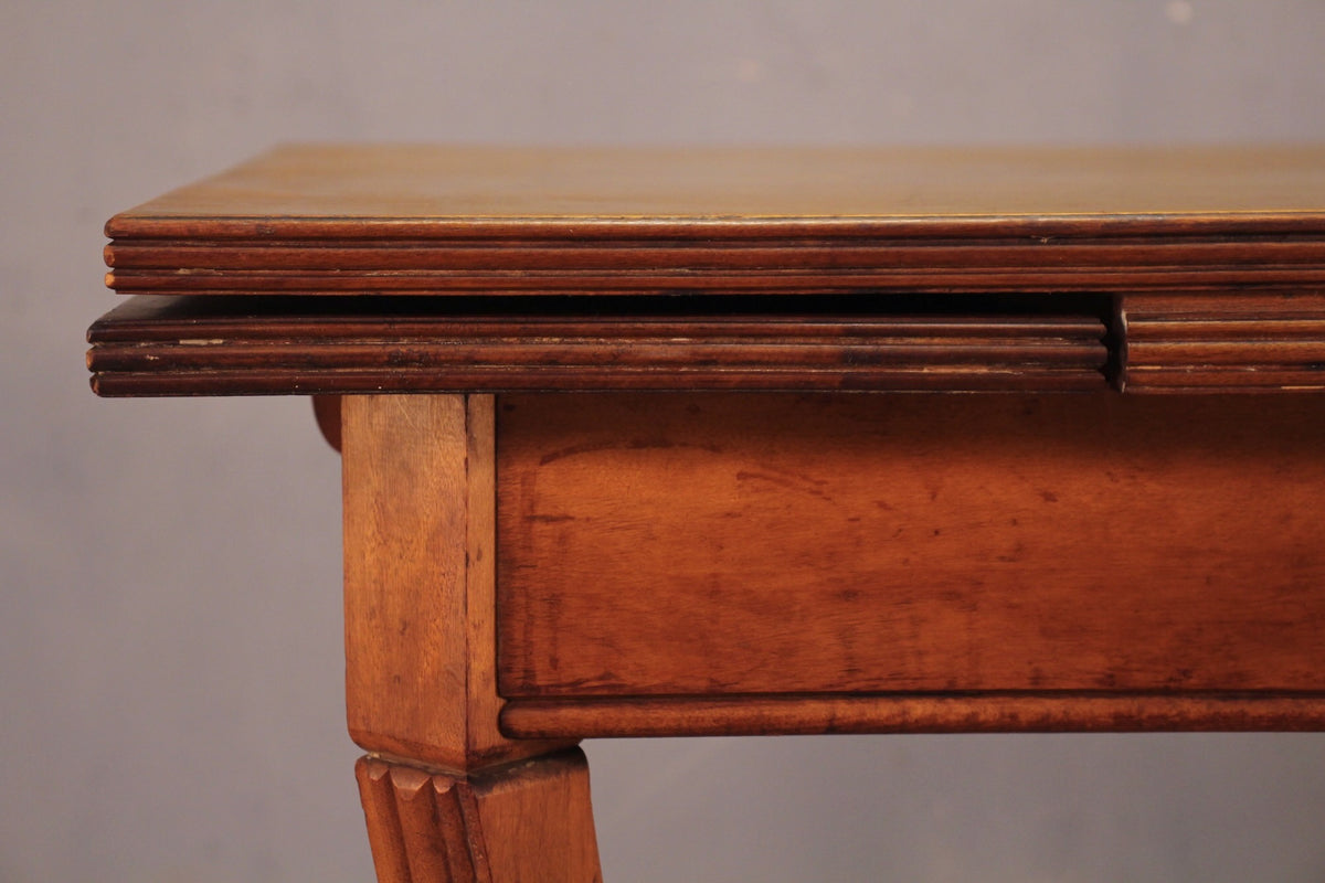 Compact Maple Dining Table with Built-In Leaves