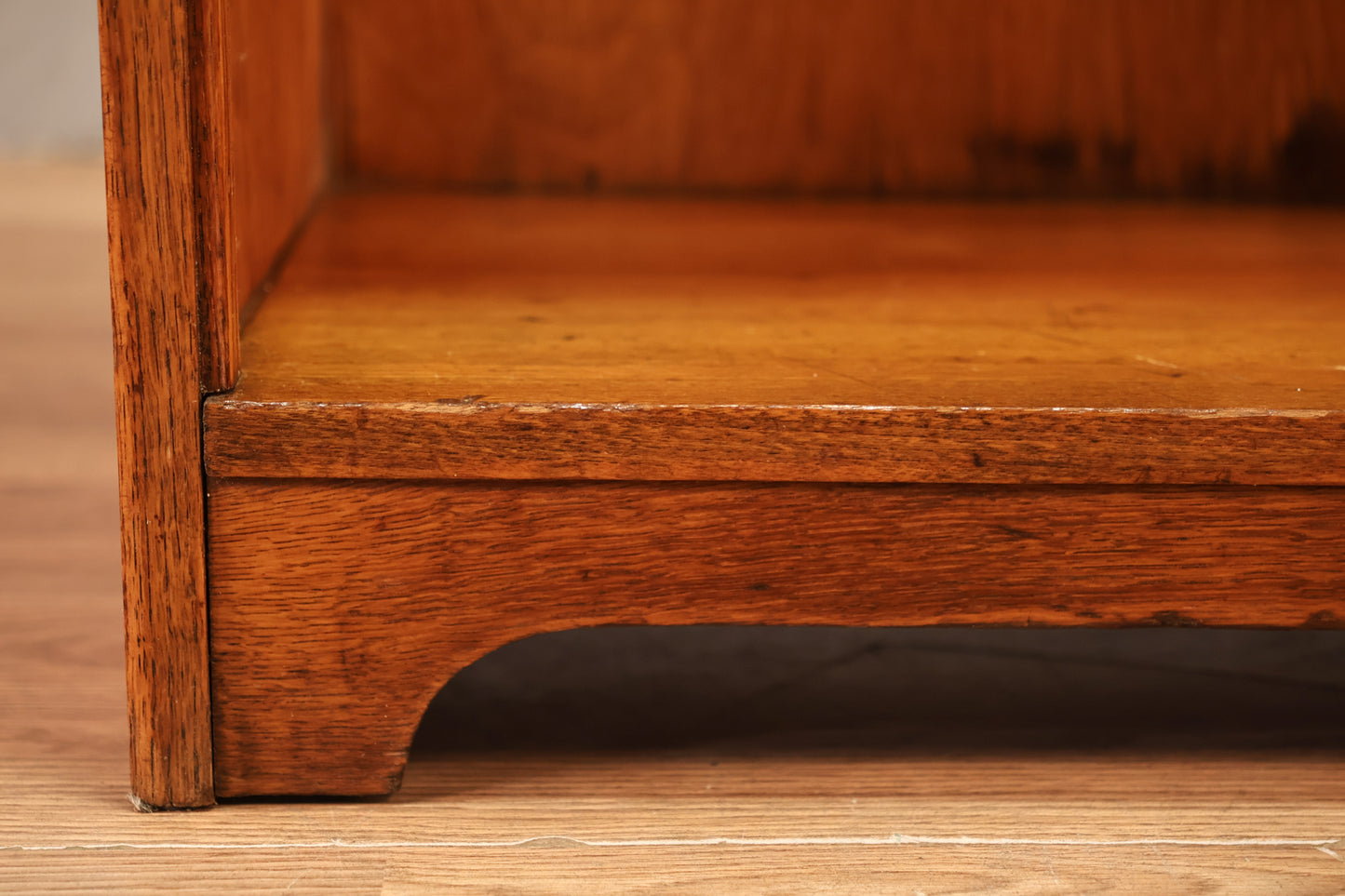 Oak 3-Tier Bookshelf