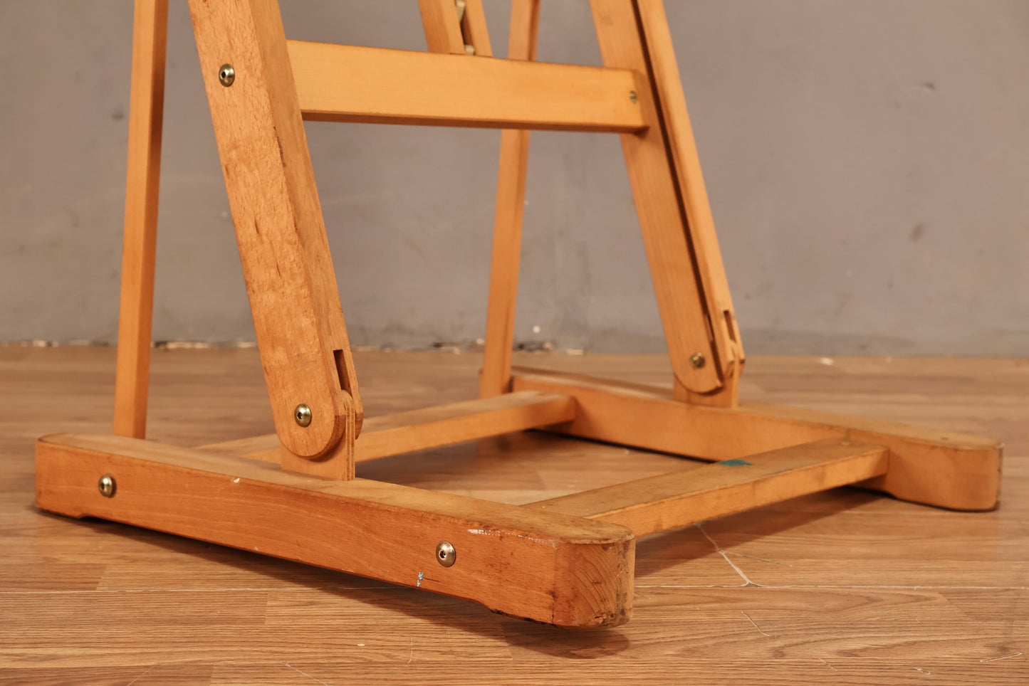 MABEF Folding Easel - ONLINE ONLY