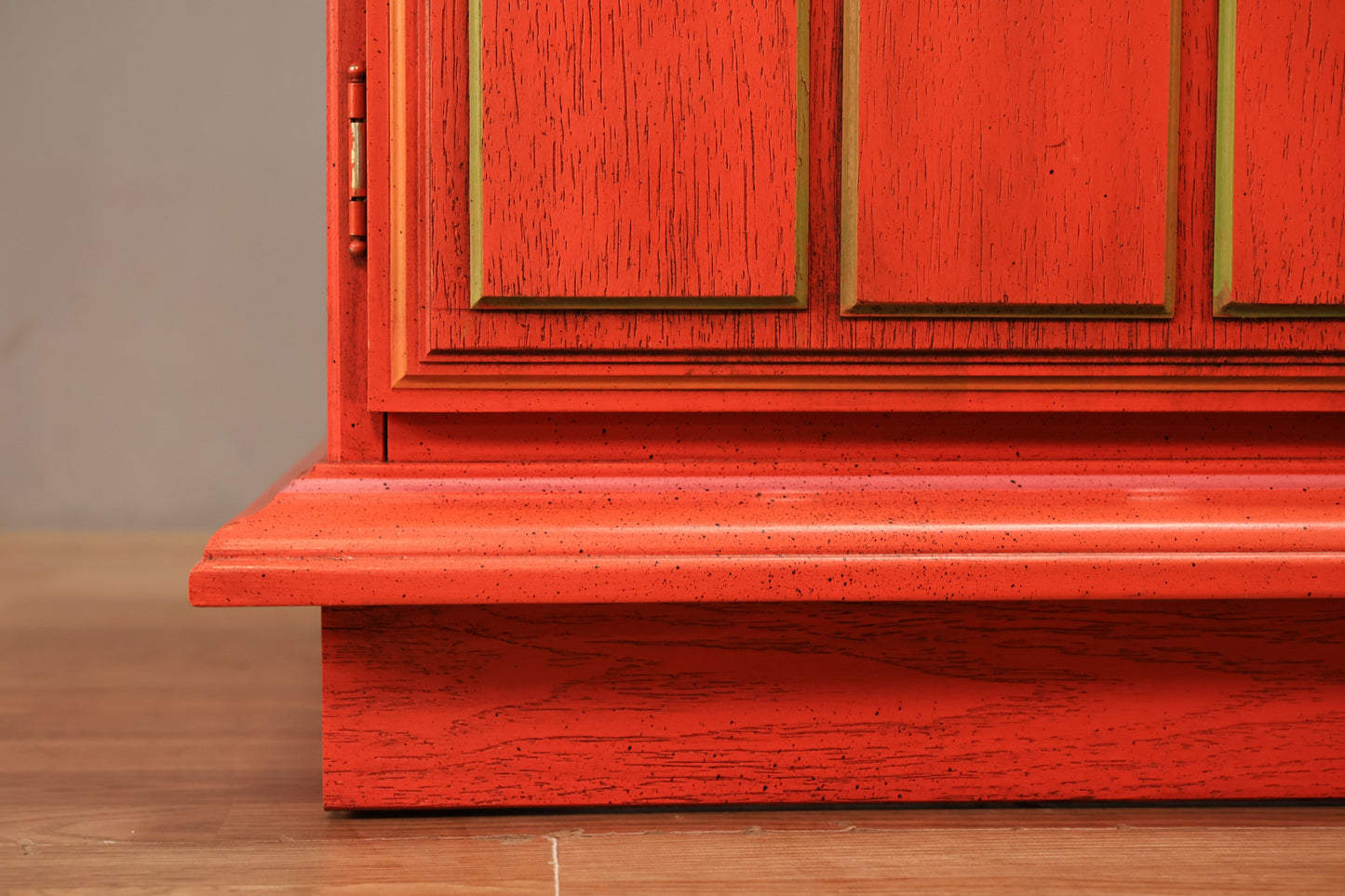 Stanley “Olé” Scarlet Credenza