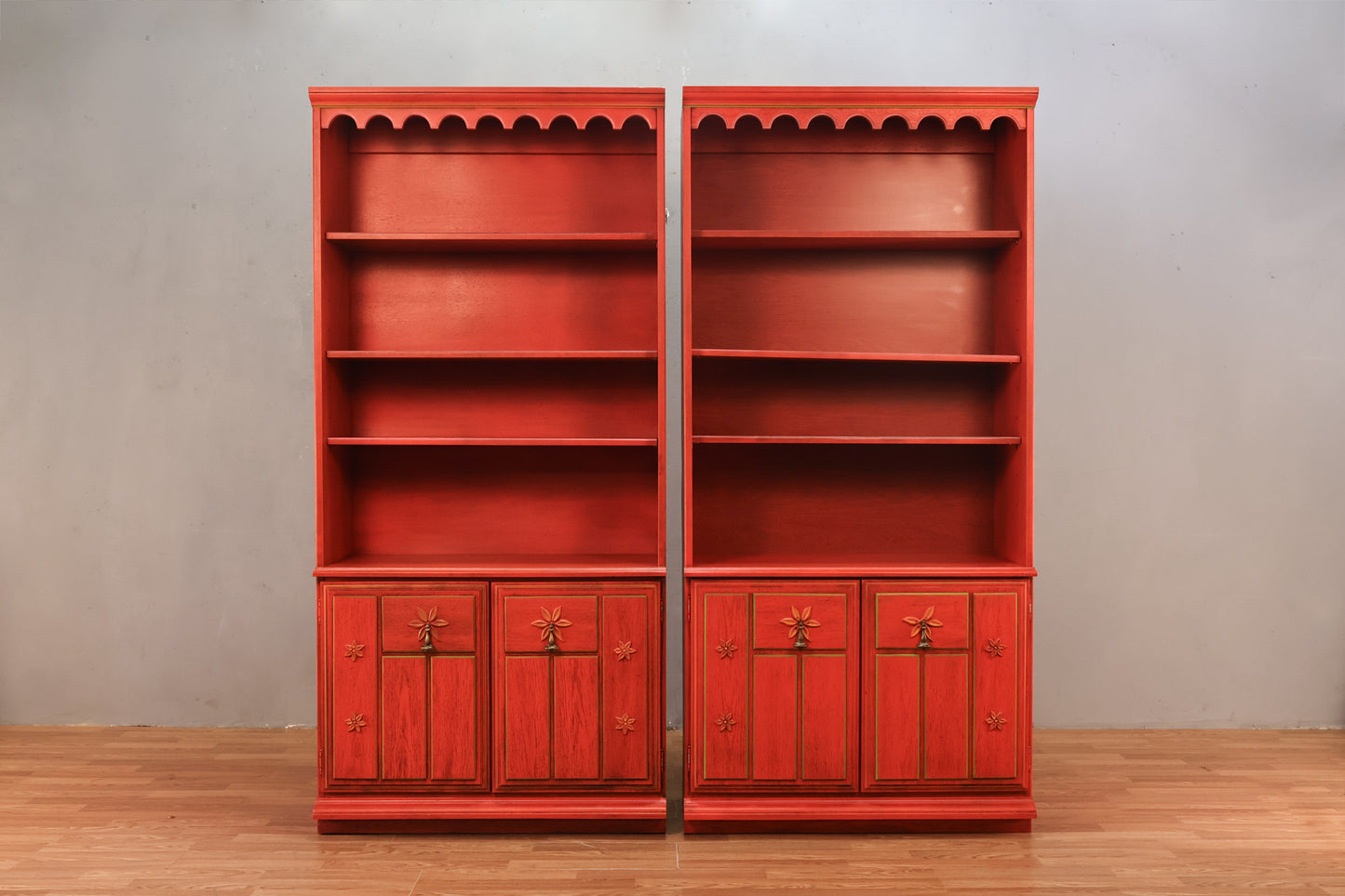Stanley “Olé” Scarlet 2-Door Wall Unit