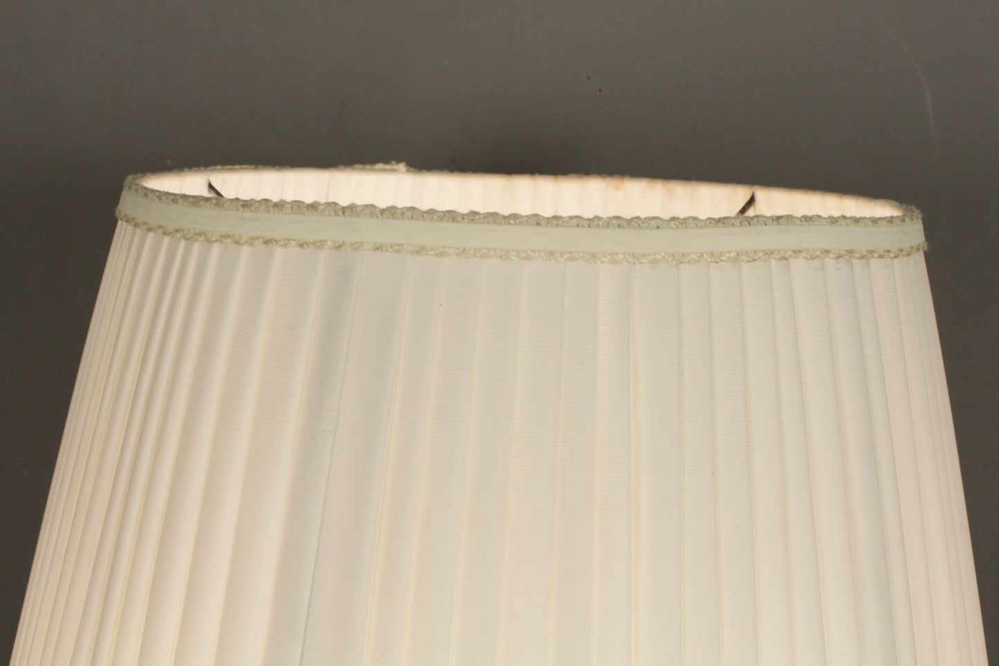 Bronze Floral Table Lamp