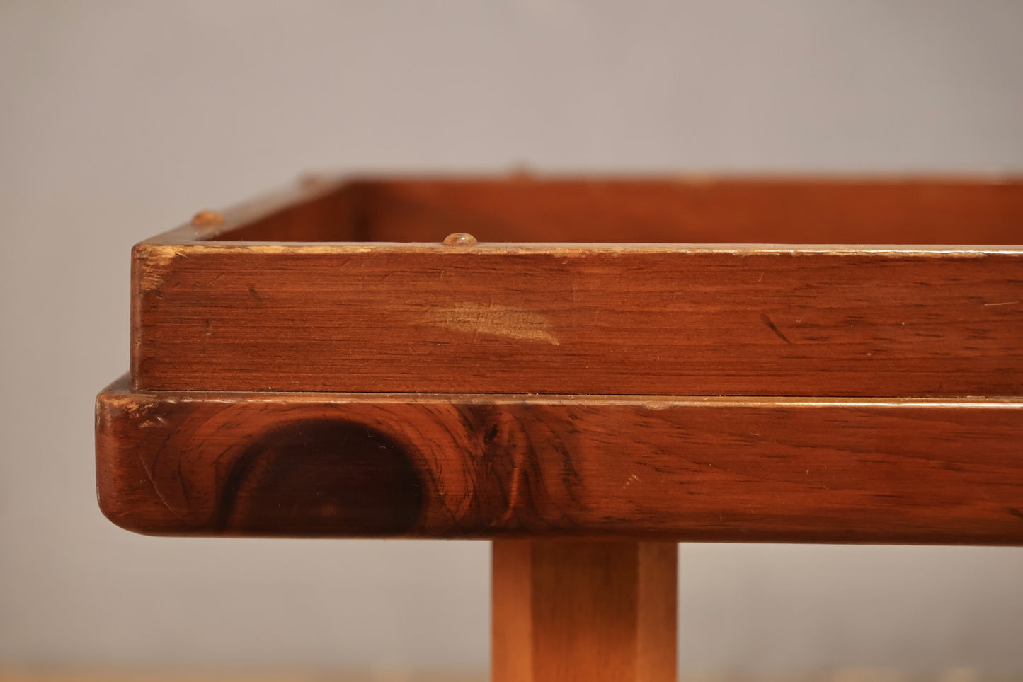 Stickley Cobbler's Bench Coffee Table