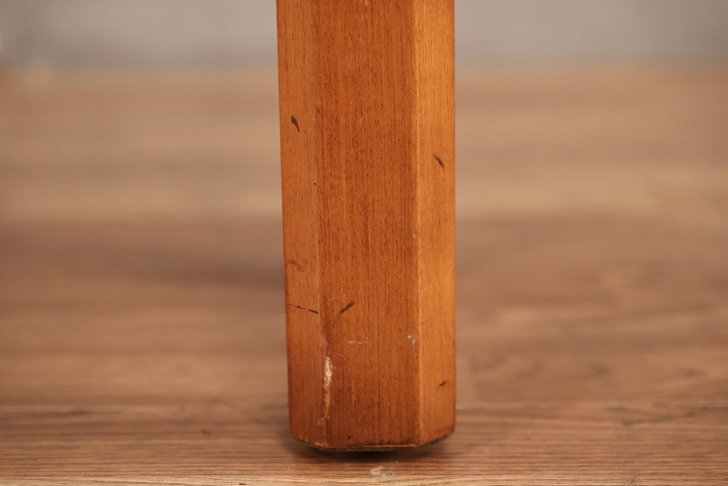 Stickley Cobbler's Bench Coffee Table