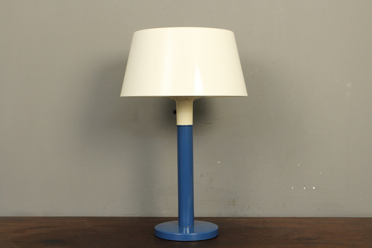 Gerald Thurston Mod Blue Table Lamp