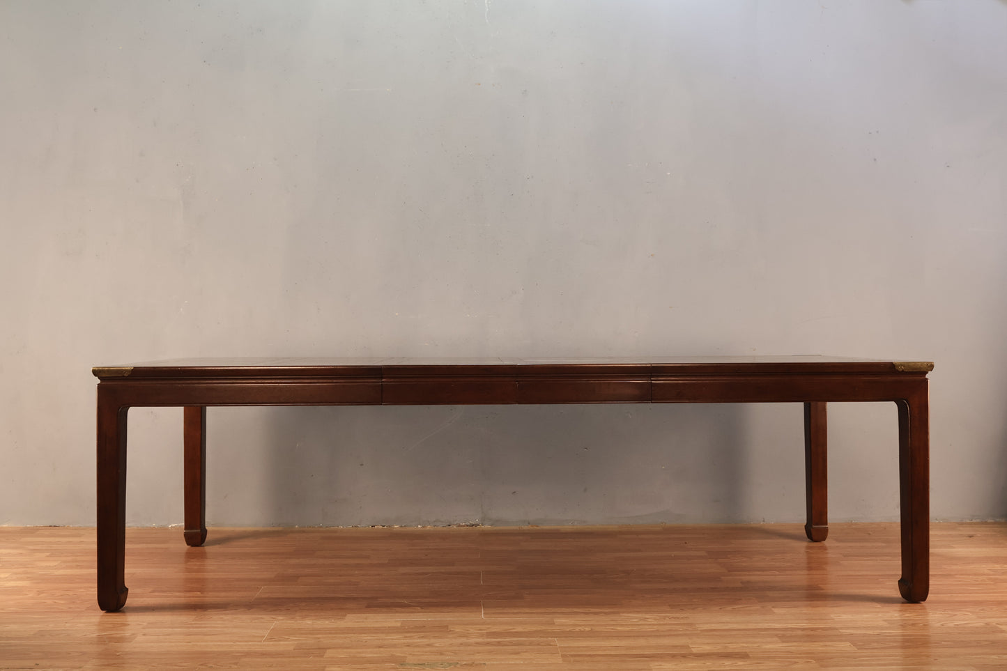 Large Henredon Hollywood Regency Dining Table with 2 Leaves - ONLINE ONLY