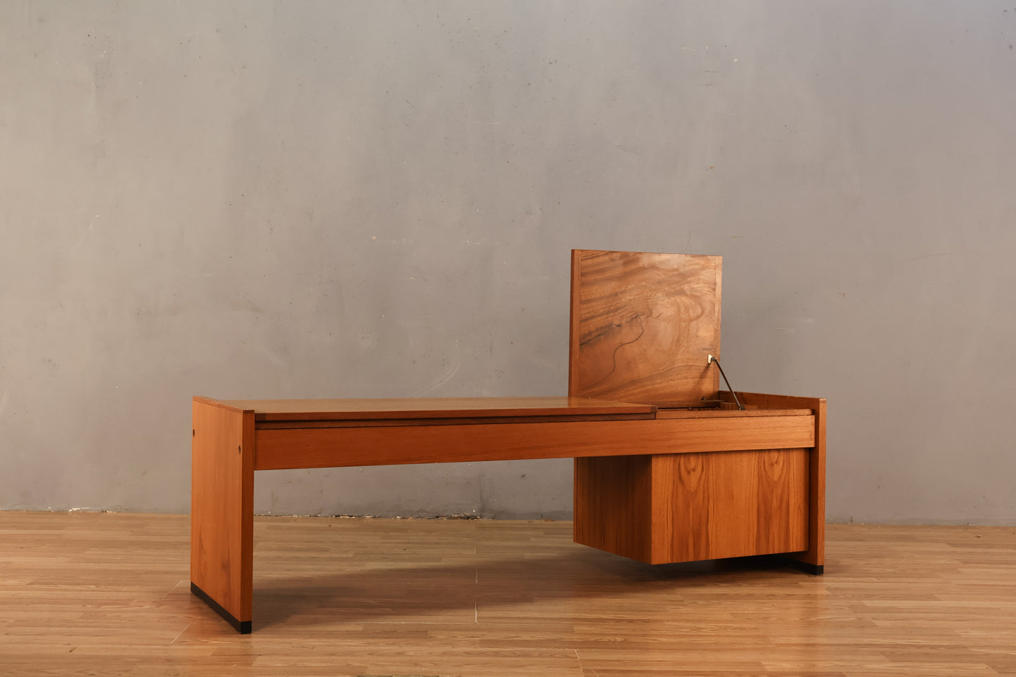 Low Norwegian Teak Flip-Top Console - ONLINE ONLY