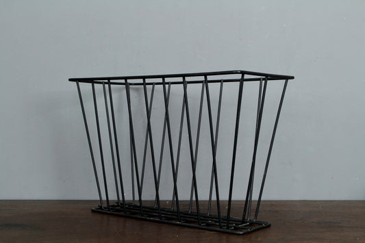 Black Metal Magazine Rack