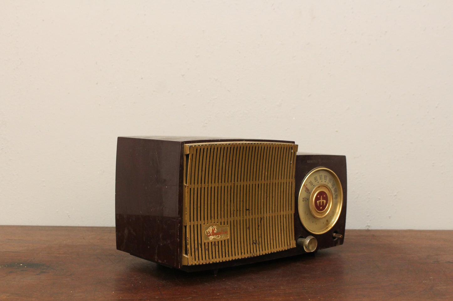 1950s General Electric Musaphonic Prop Radio