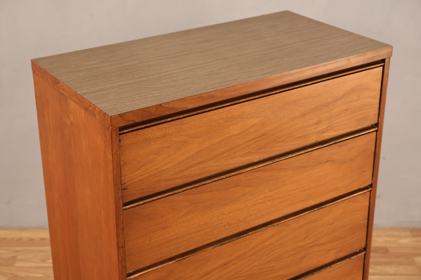 Mid Century Walnut & Laminate 4-Drawer Dresser