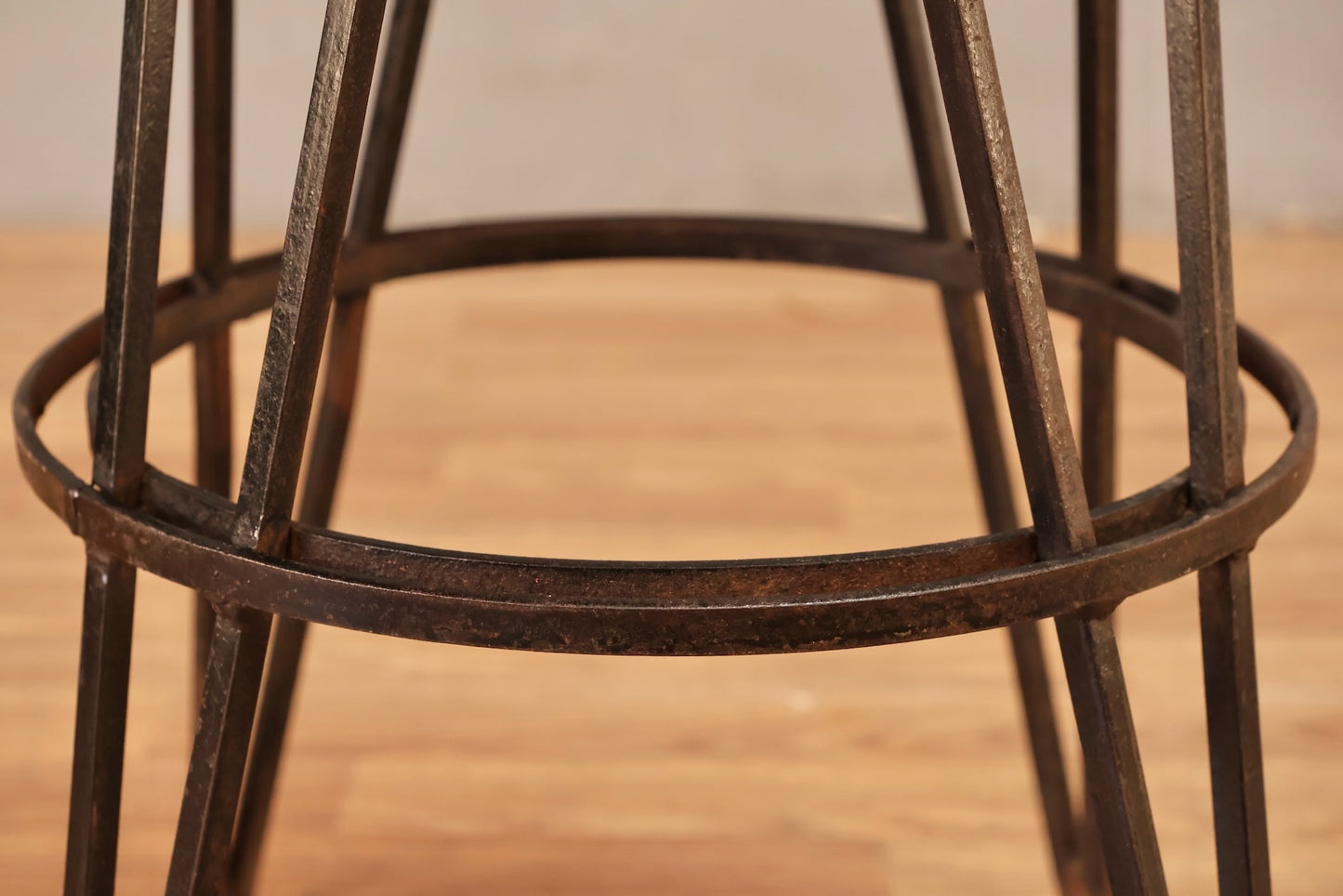 Iron & Marshmallow Bar Stool