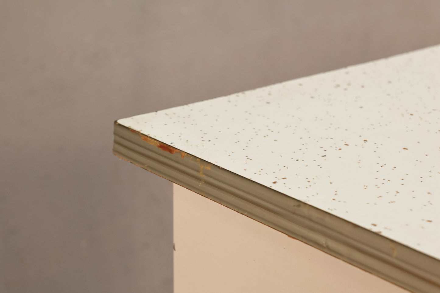 Atomic White Metal Kitchen Cabinet - ONLINE ONLY