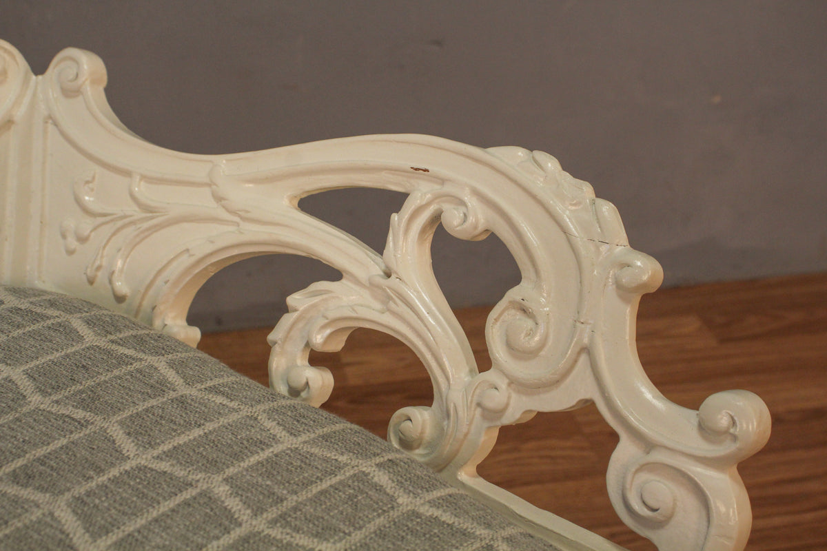 Ornate White & Gray Vanity Bench