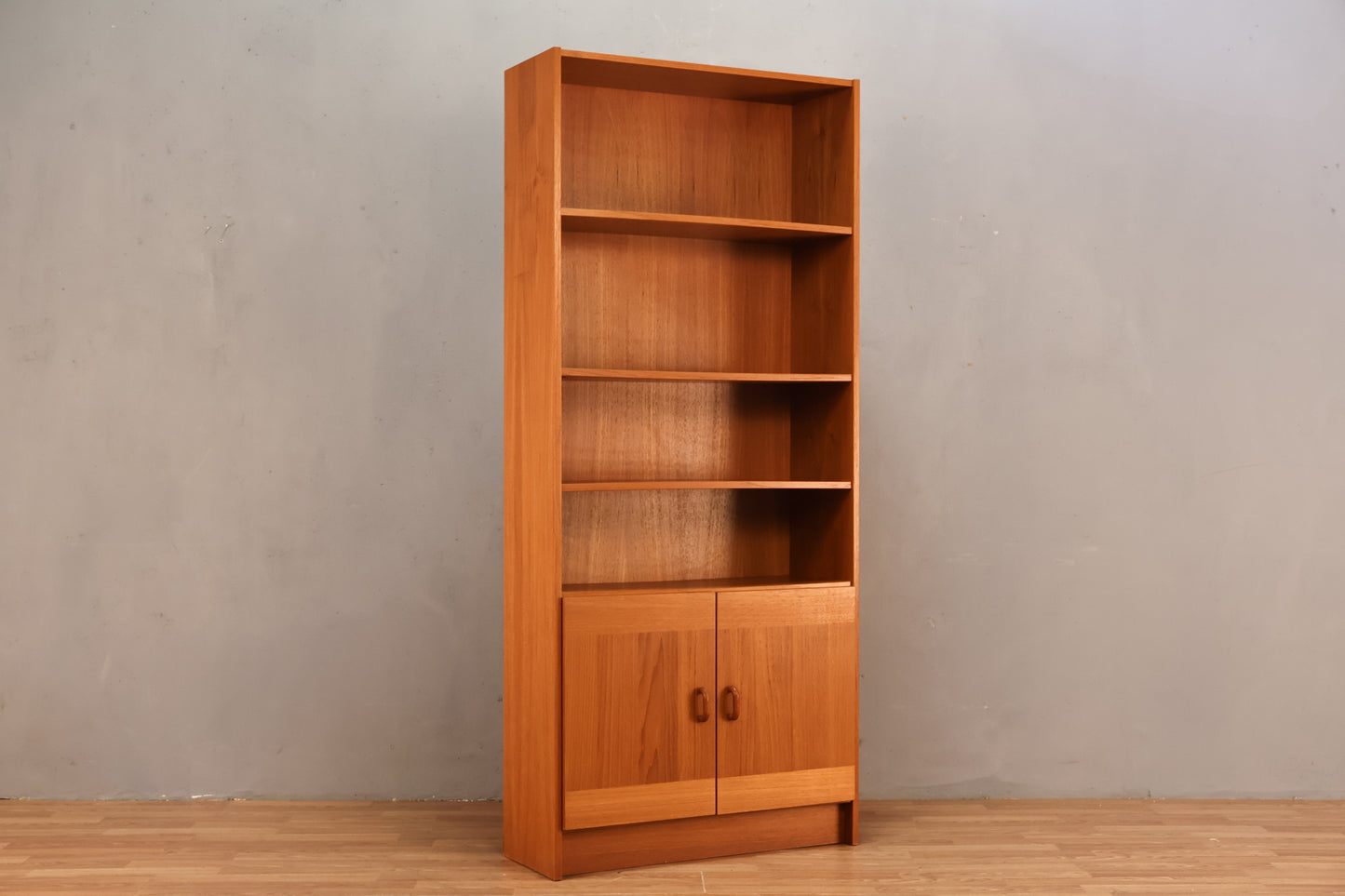 Domino Teak 2-Door Wall Unit