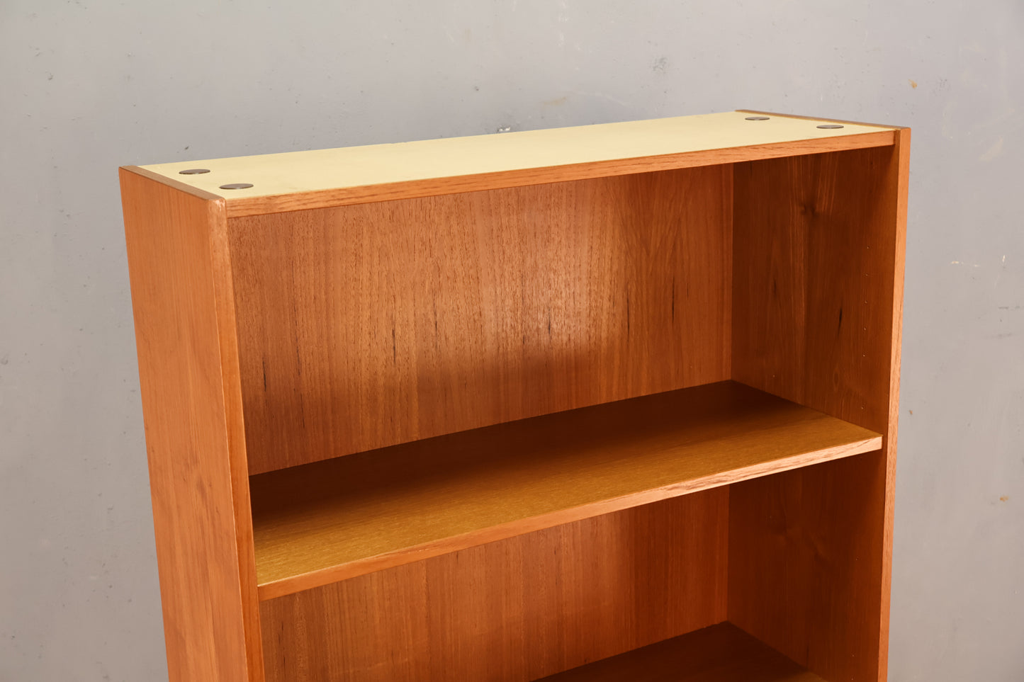 Domino Teak 2-Door Wall Unit