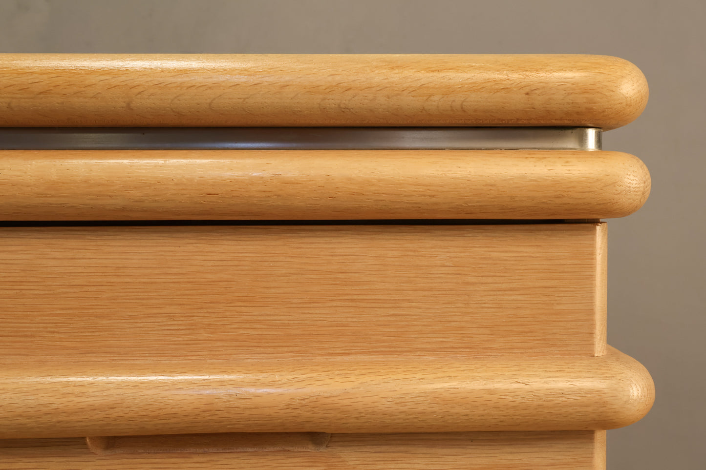 1980s Oak & Chrome 7-Drawer Dresser