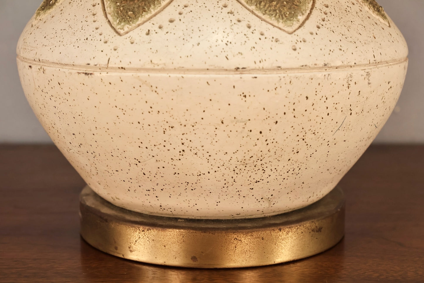 Mid Century Chalkware Petals Table Lamp