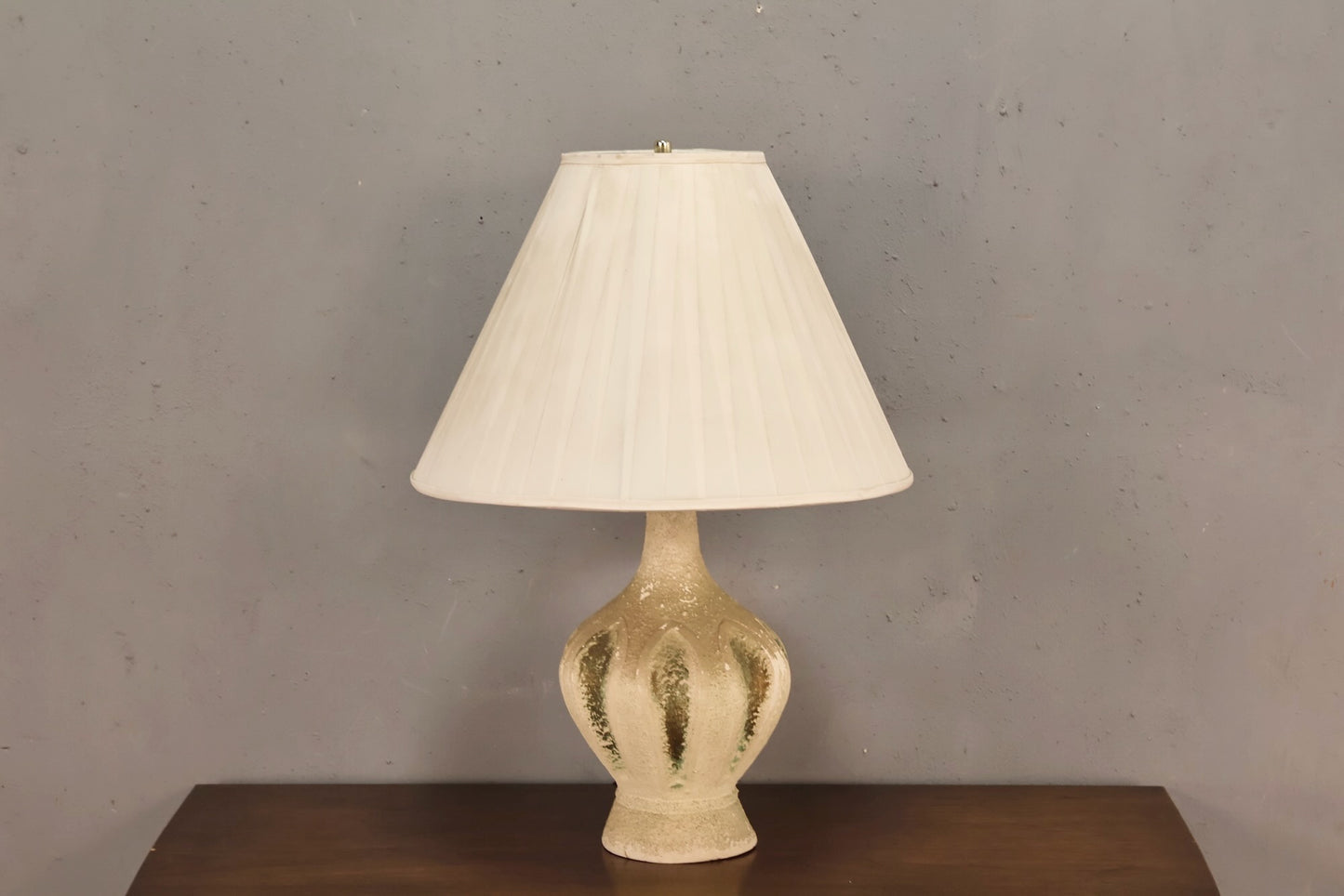Mid Century Distressed Chalkware Table Lamp