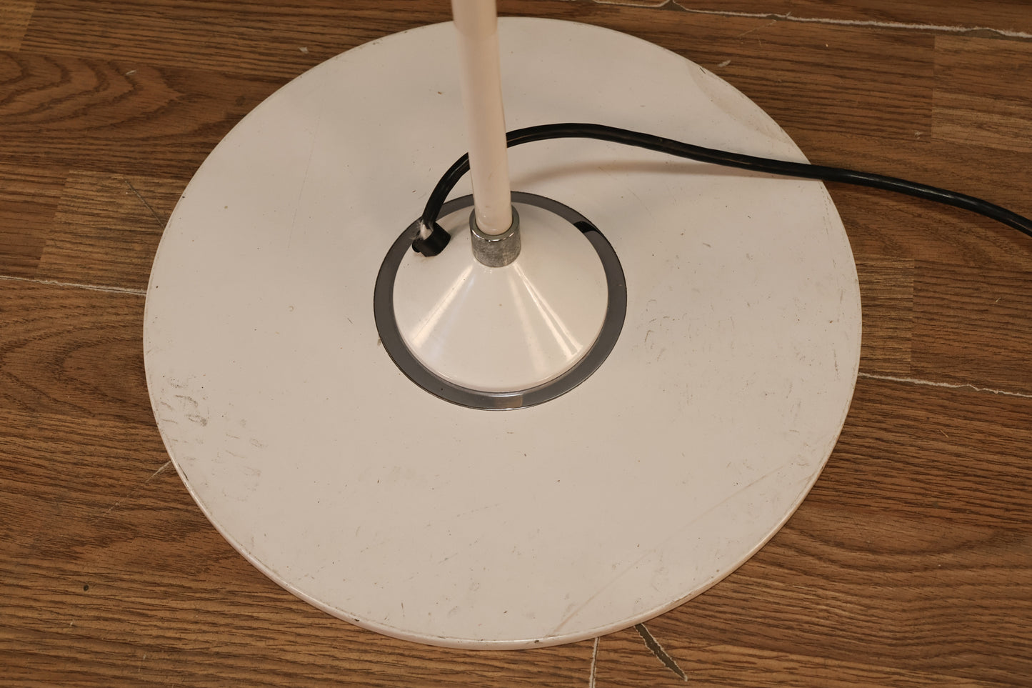 Italian White & Ribbed Glass Floor Lamp