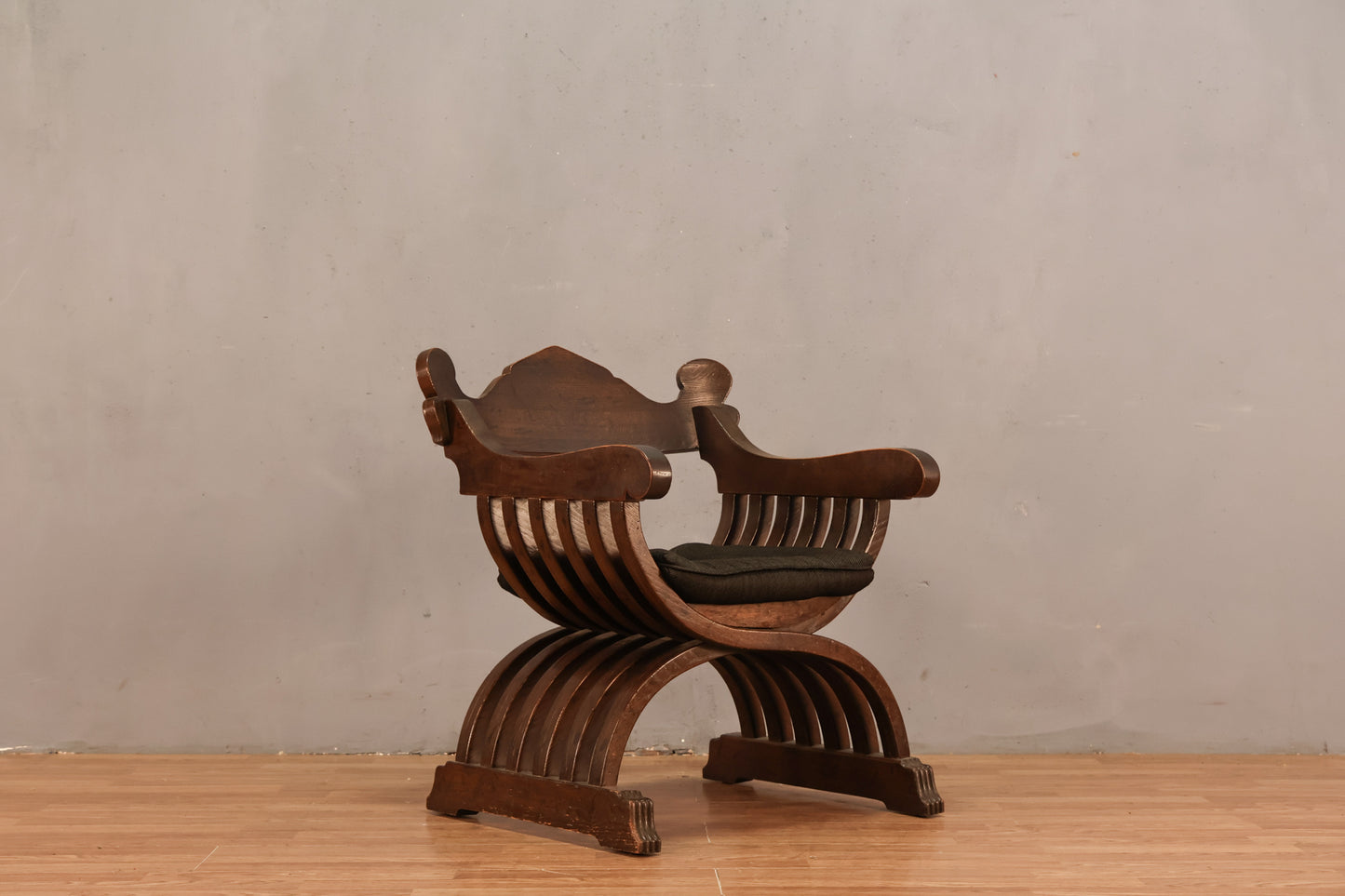 Antique Oak Savonarola Chair - ONLINE ONLY