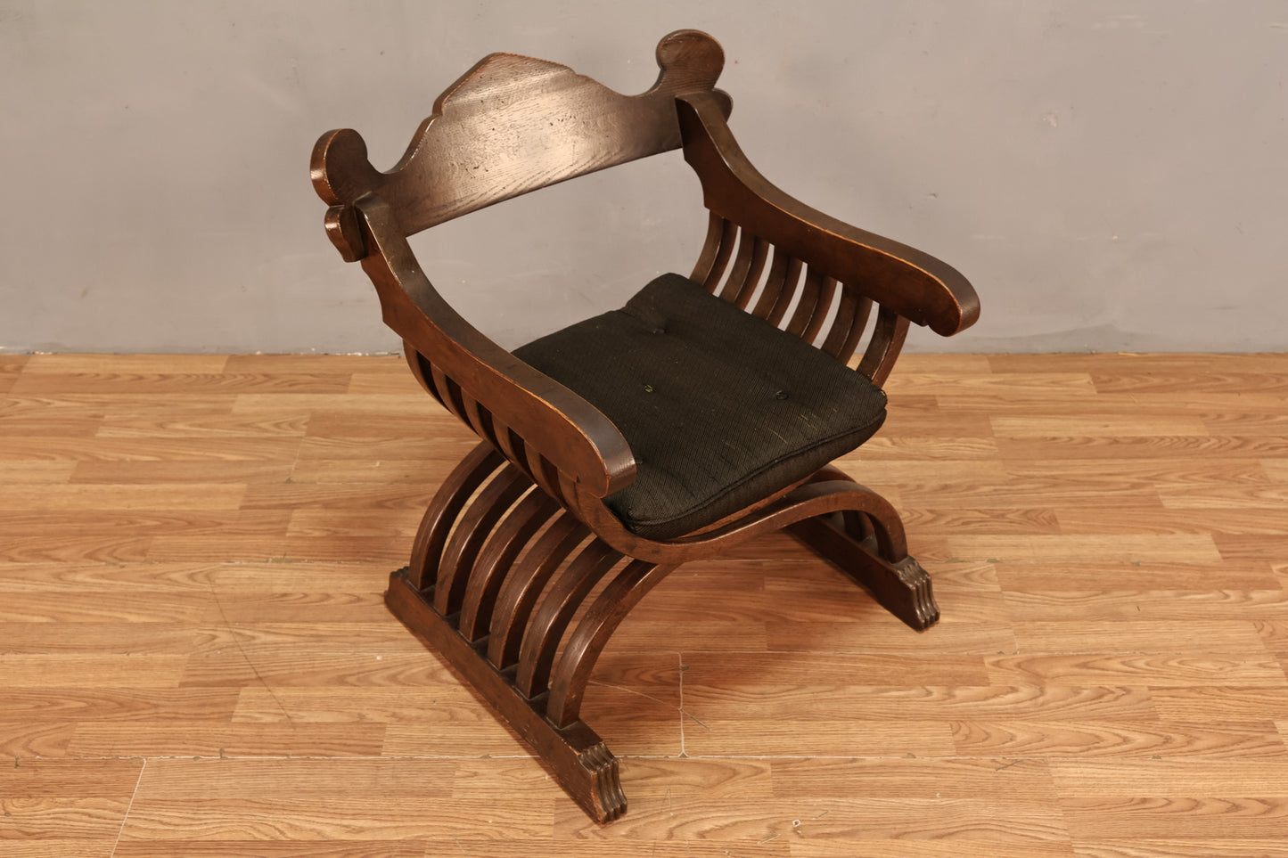 Antique Oak Savonarola Chair - ONLINE ONLY