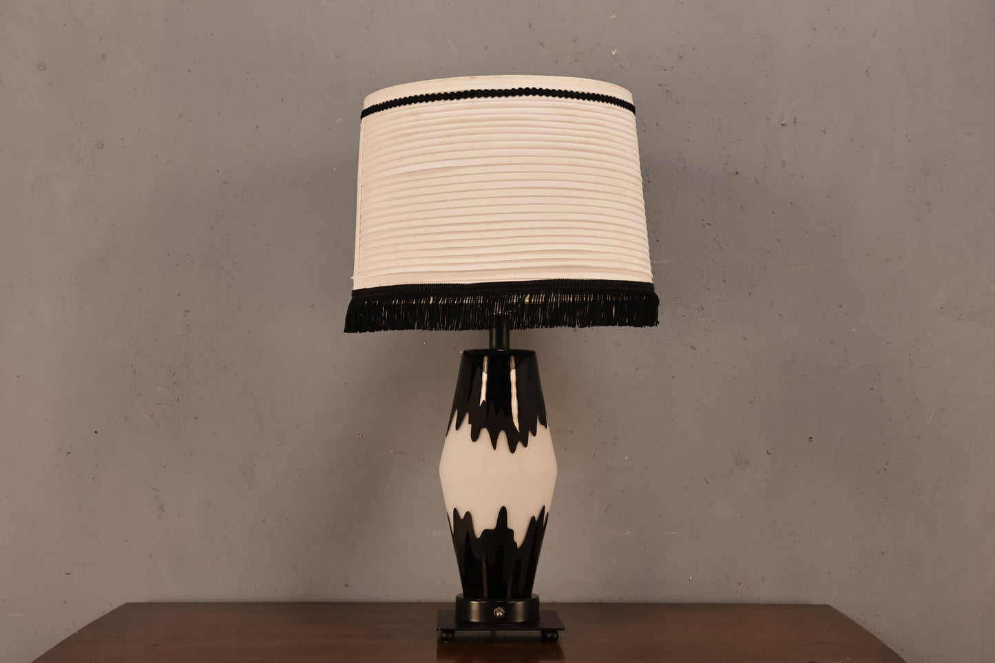 Black & White Drip Frosted Glass Table Lamp