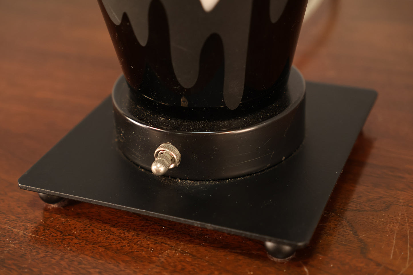 Black & White Drip Frosted Glass Table Lamp