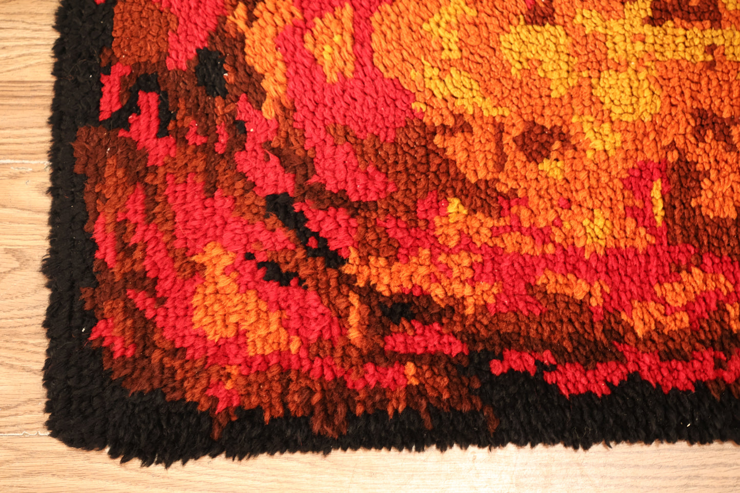 Small Lava Latch Hook Rug
