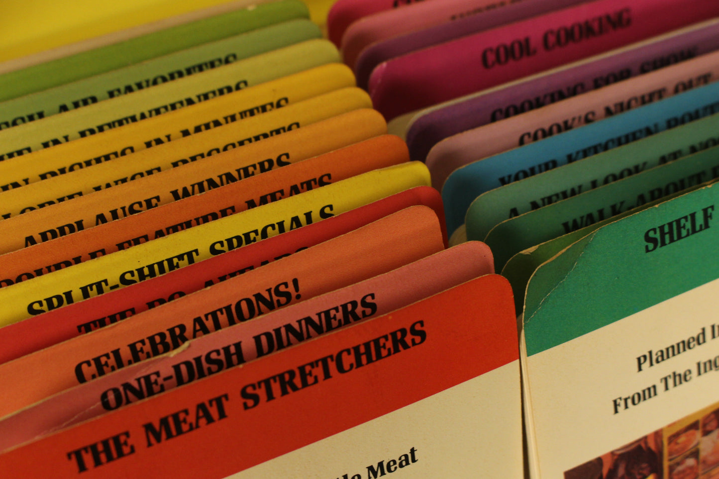 1970s Betty Crocker Recipe Card Box