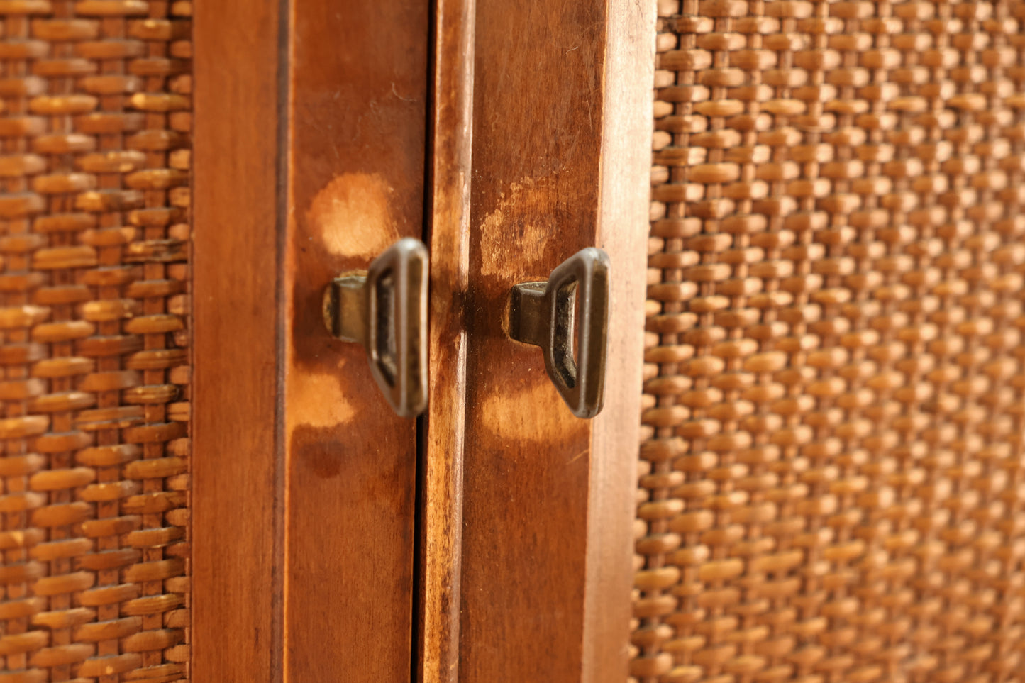 Mid Century Walnut & Laminate 5-Drawer Bachelor's Chest