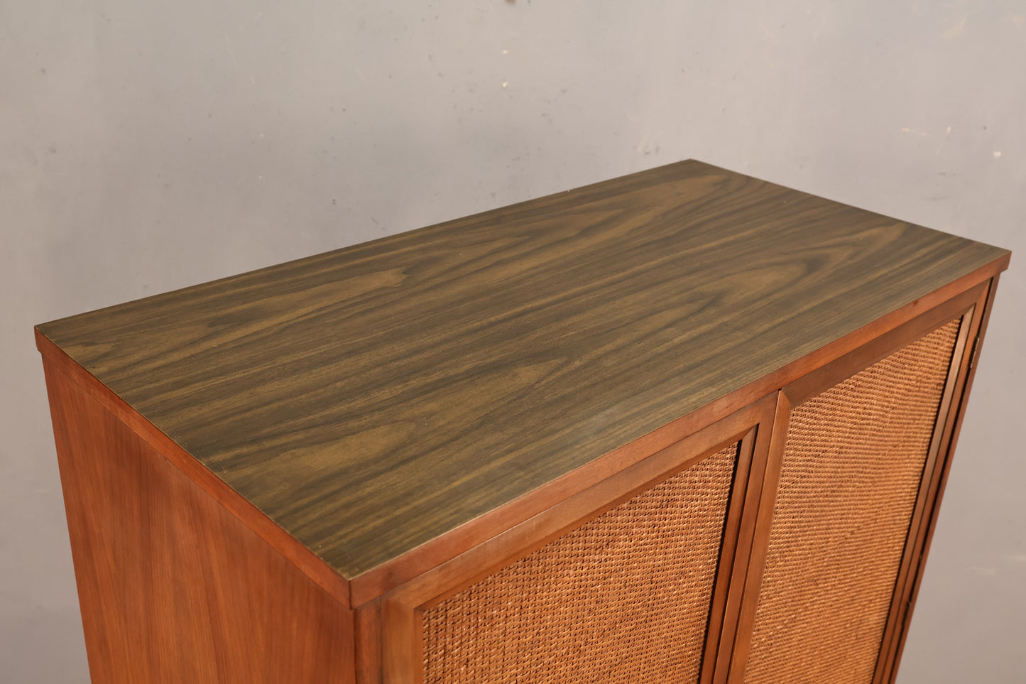 Mid Century Walnut & Laminate 5-Drawer Bachelor's Chest