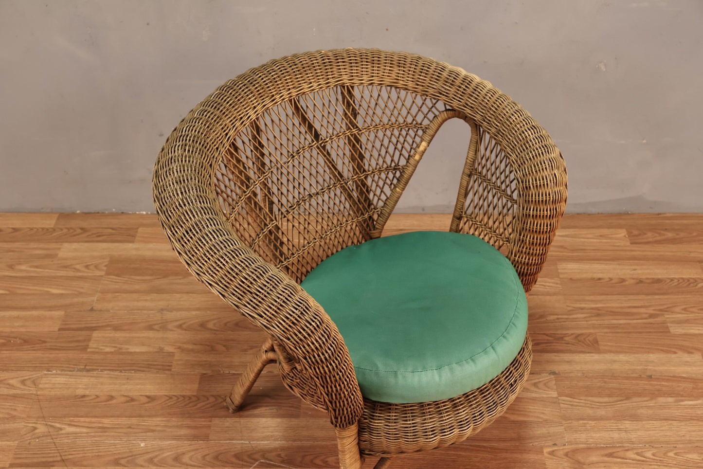 Victorian-Style Wicker & Green Armchair - Online Only
