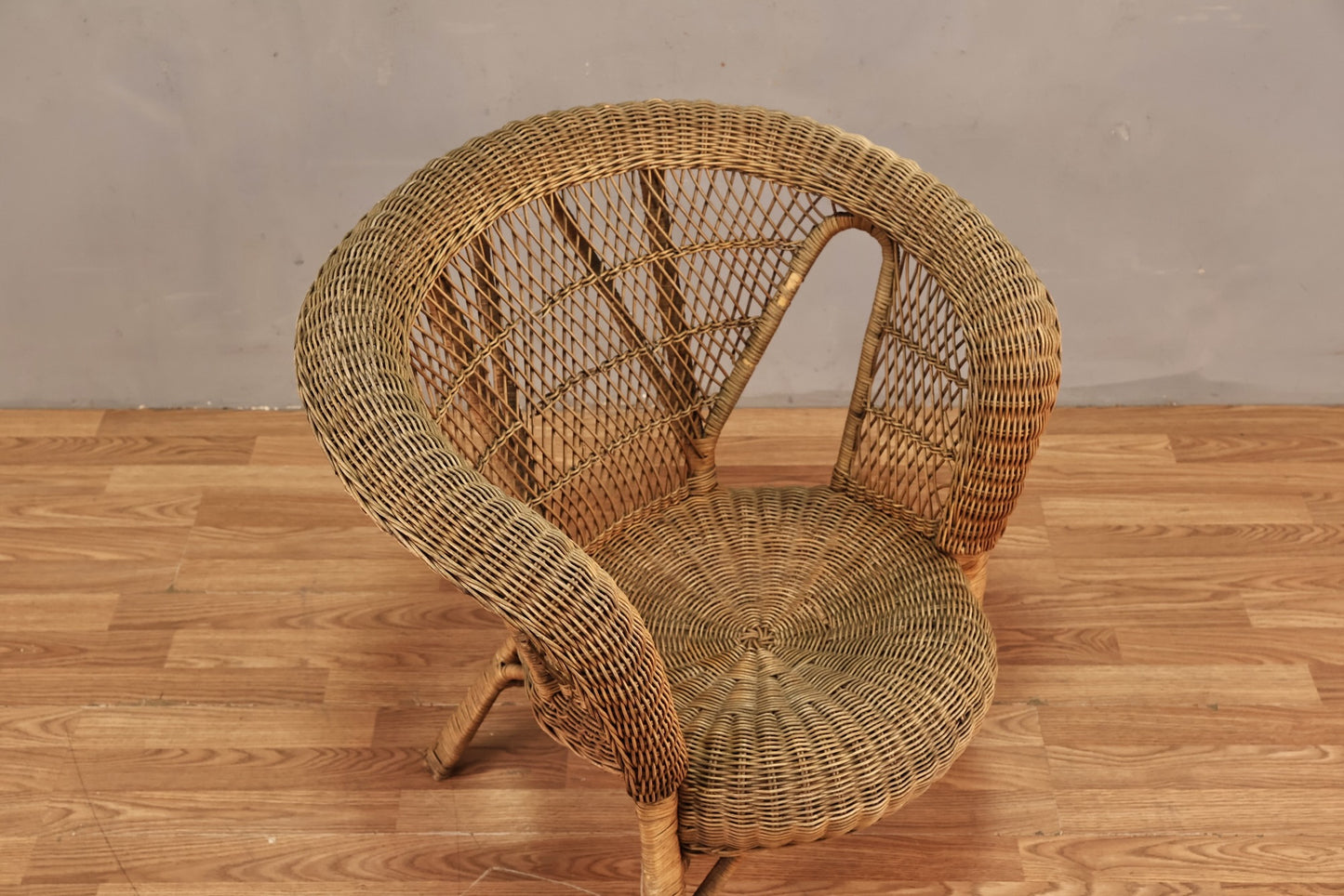 Victorian-Style Wicker & Green Armchair - Online Only