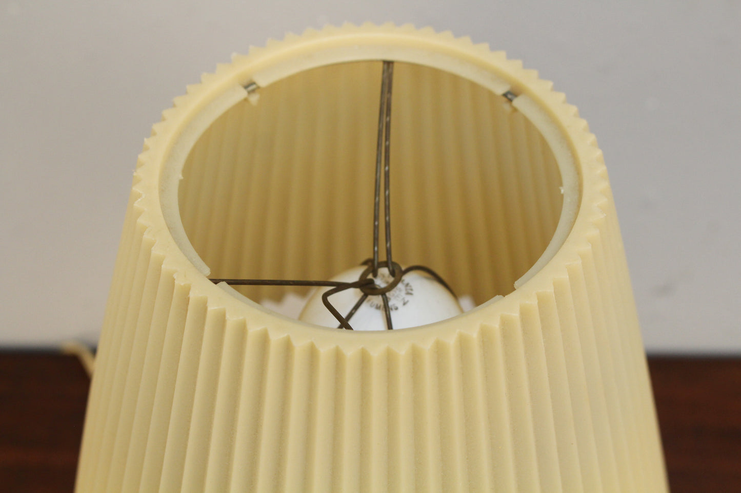 Mod White Plastic Table Lamp