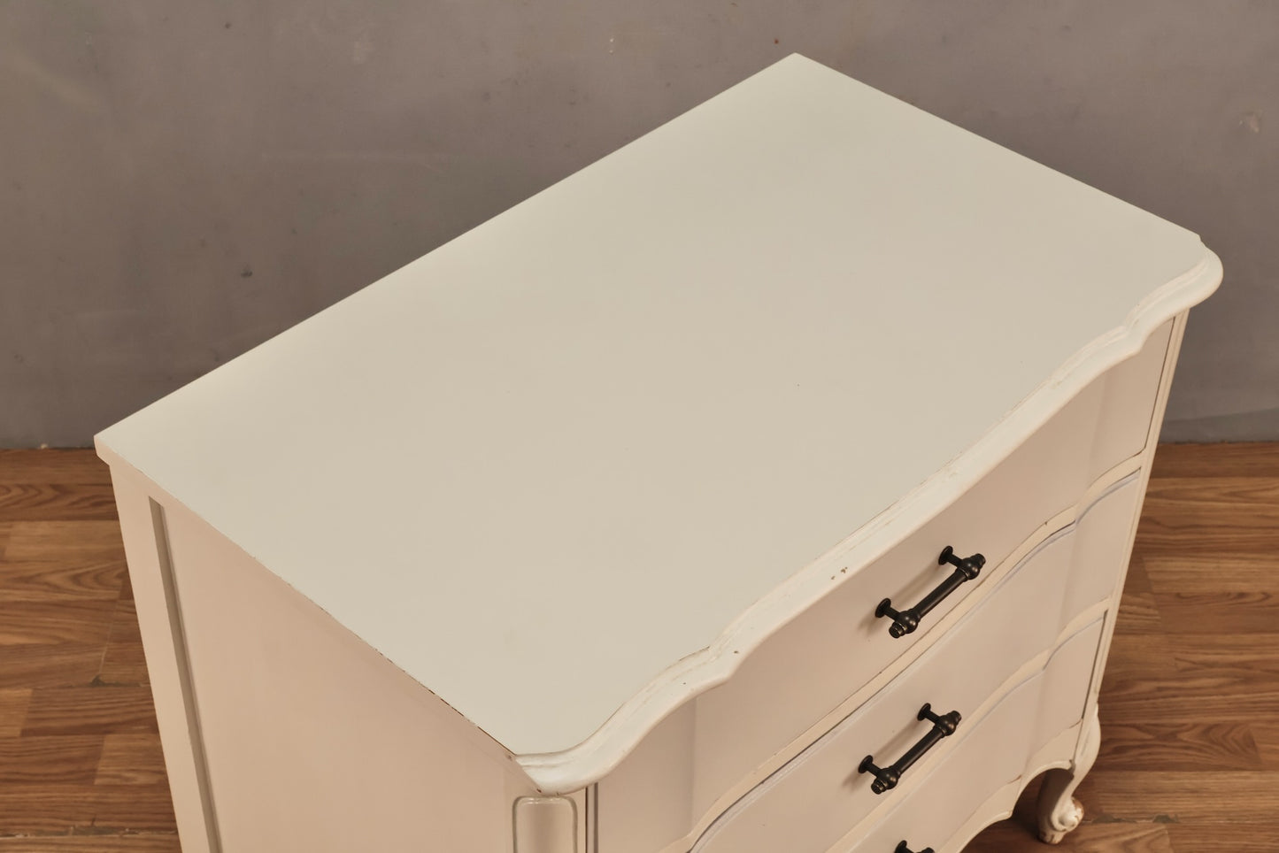 Provincial White 3-Drawer Commode