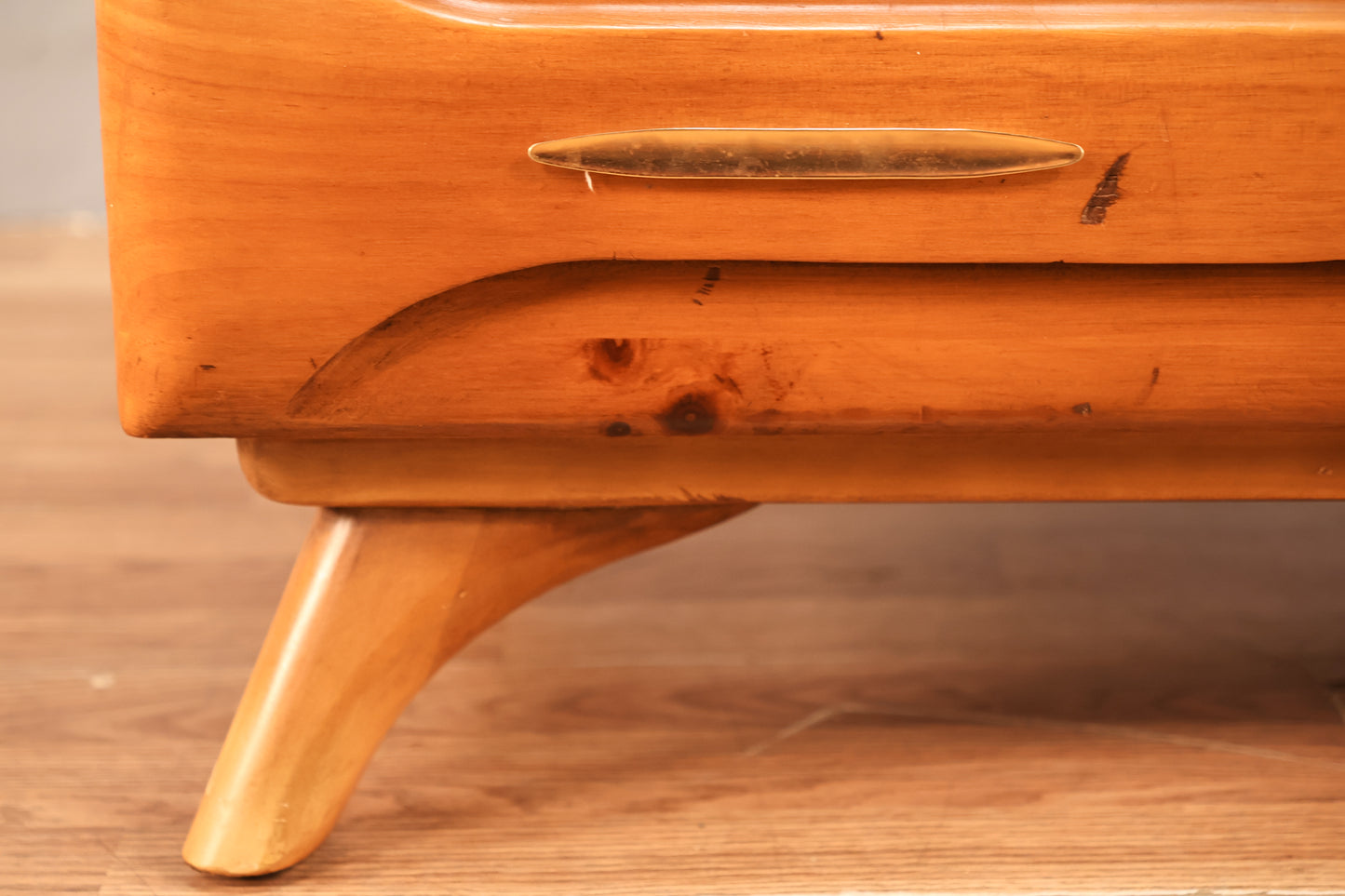 Franklin Shockey Pine 6-Drawer Dresser - ONLINE ONLY