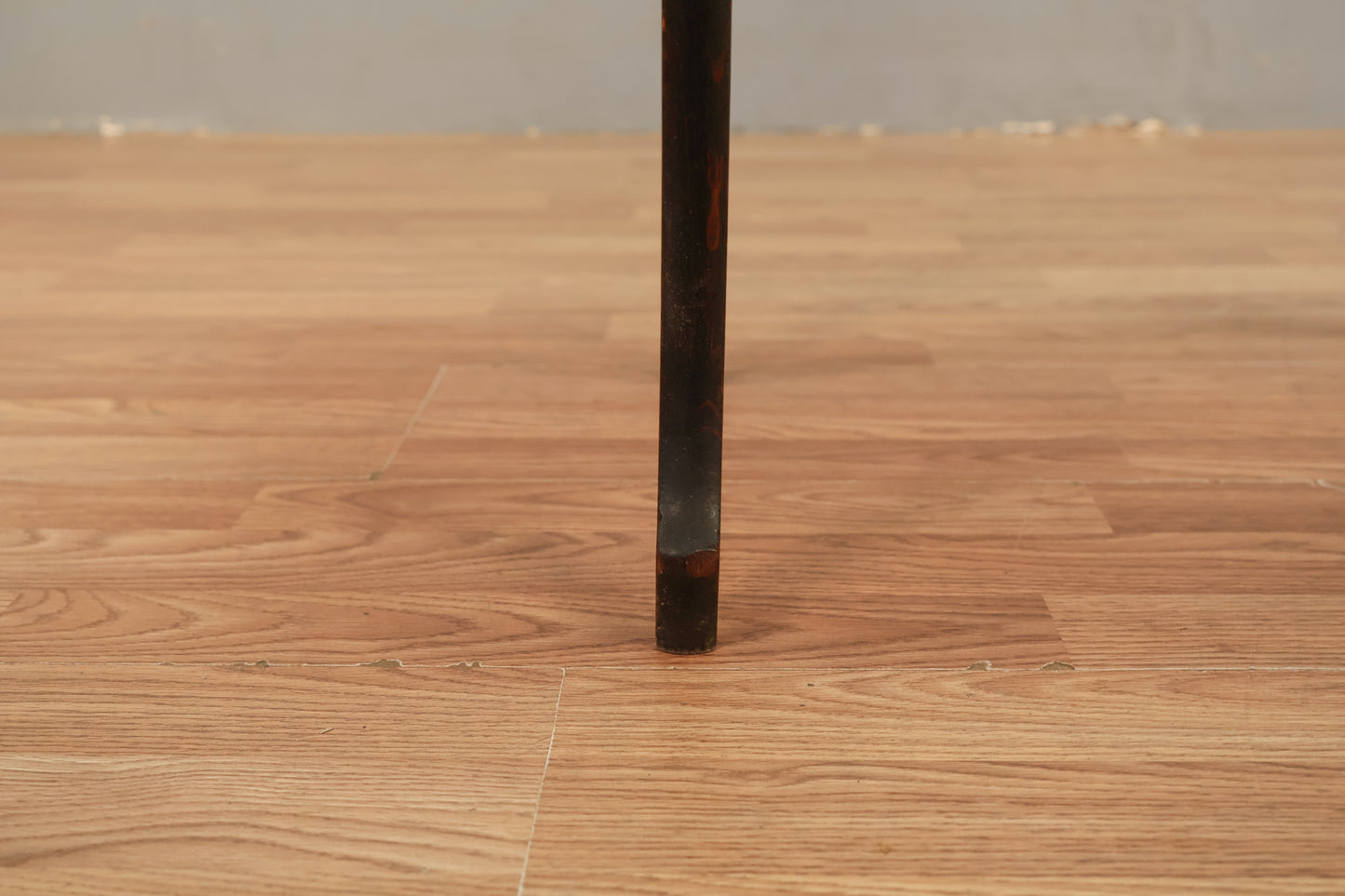 Compact Antique Oak 1-Drawer Console Table