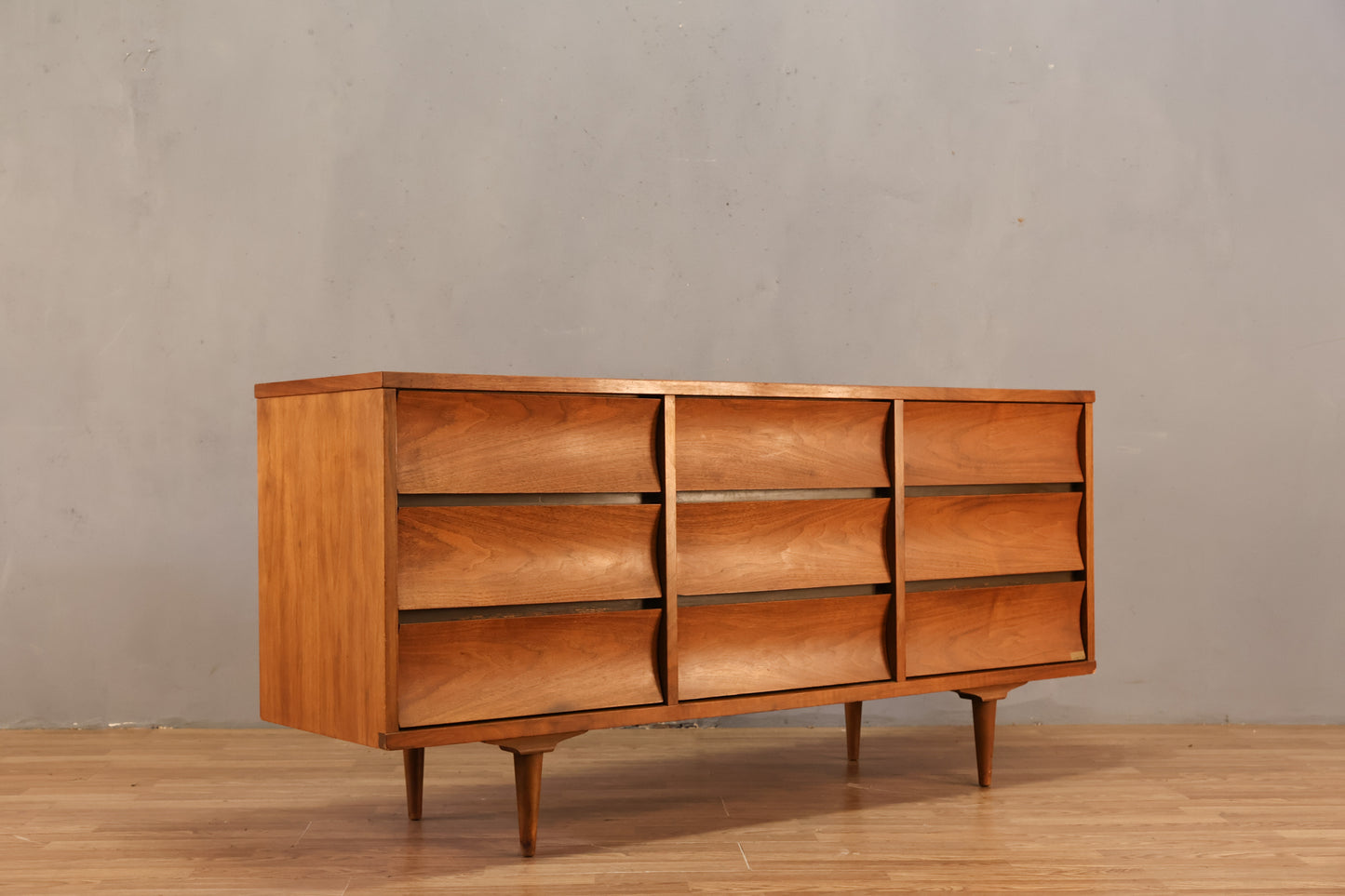 Mid Century Concave Walnut 9-Drawer Dresser